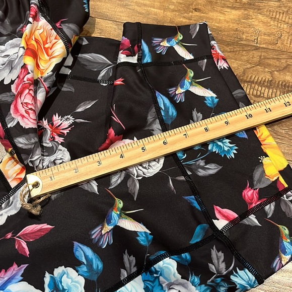 Zyia Active dark floral mesh high-rise 7/8 length leggings - Picture 7 of 10